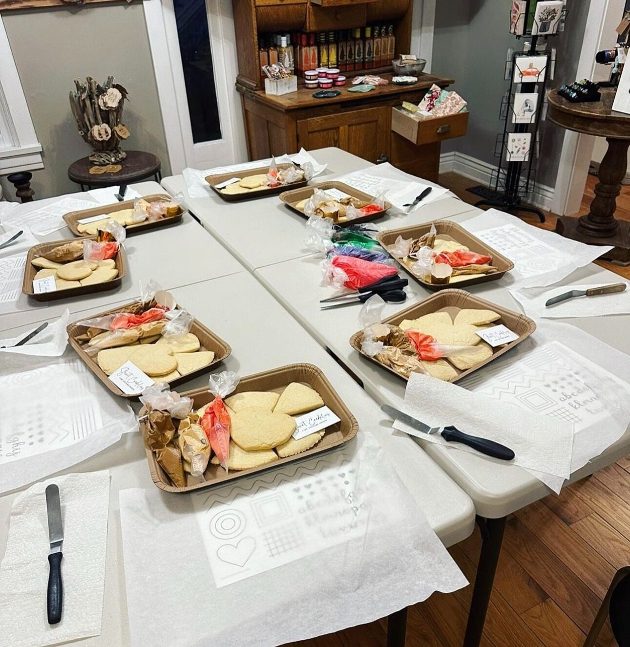 Decorated treats from a hands-on decorating class